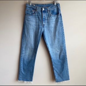 Levi’s 501 Original Stretch Cropped Jean 28